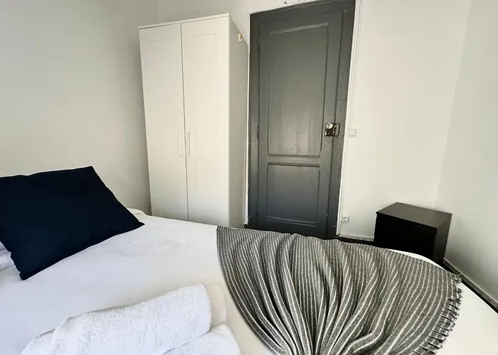 Cost Arroios Vendégház