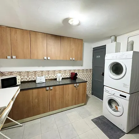 招待所 Cost Arroios